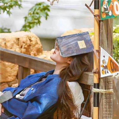我、他们和拉拉